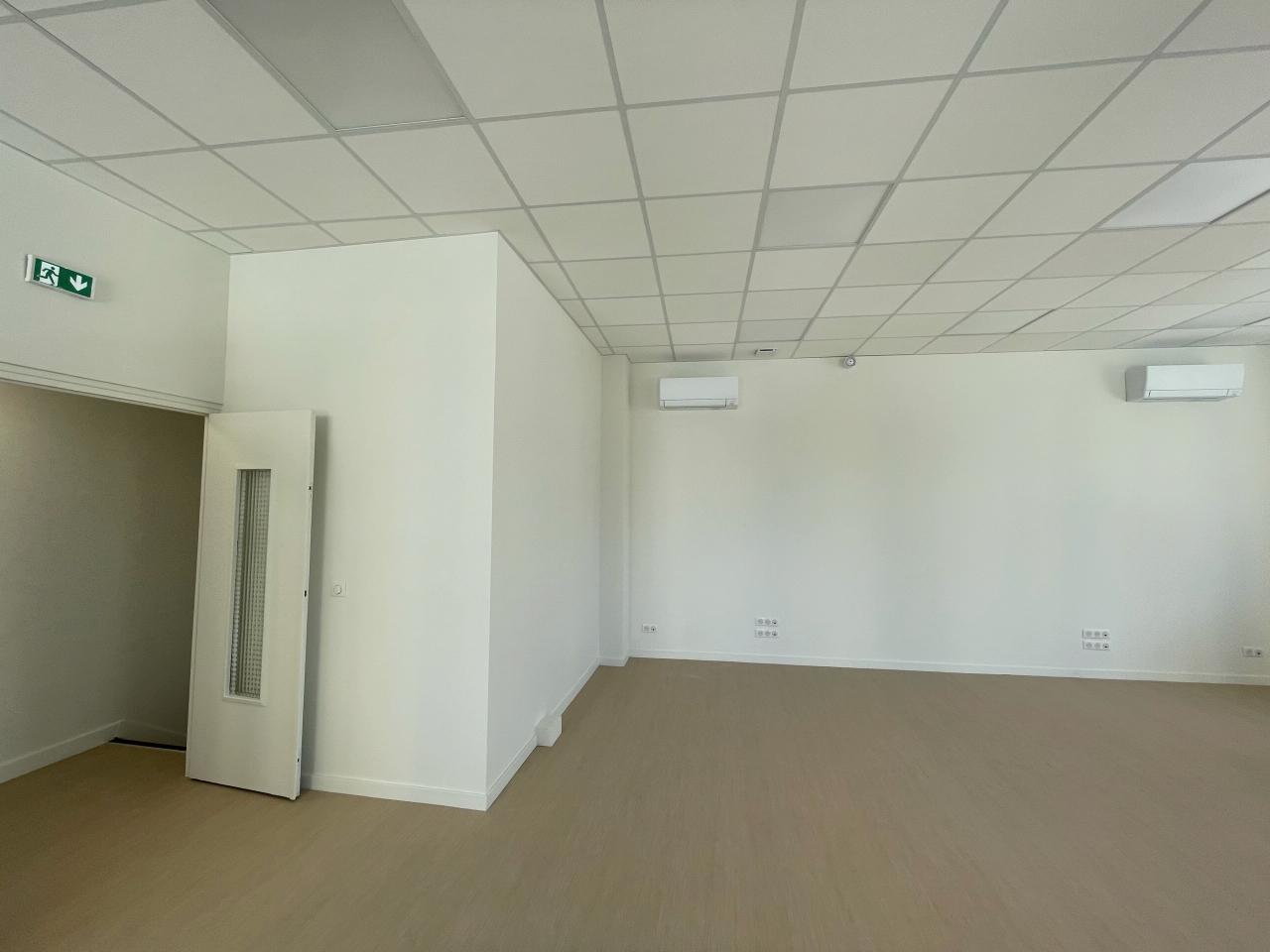 Bureau Grenoble 99m² Location bureau Grenoble Isère OLBUR2315905 3